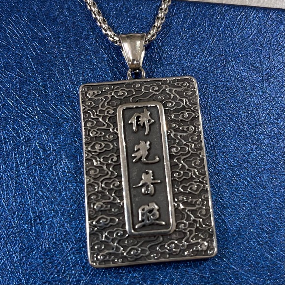 🌸NWOT🌸 Gautam Buddha 2 Sided Pendant Necklace  24” - Picture 2 of 4